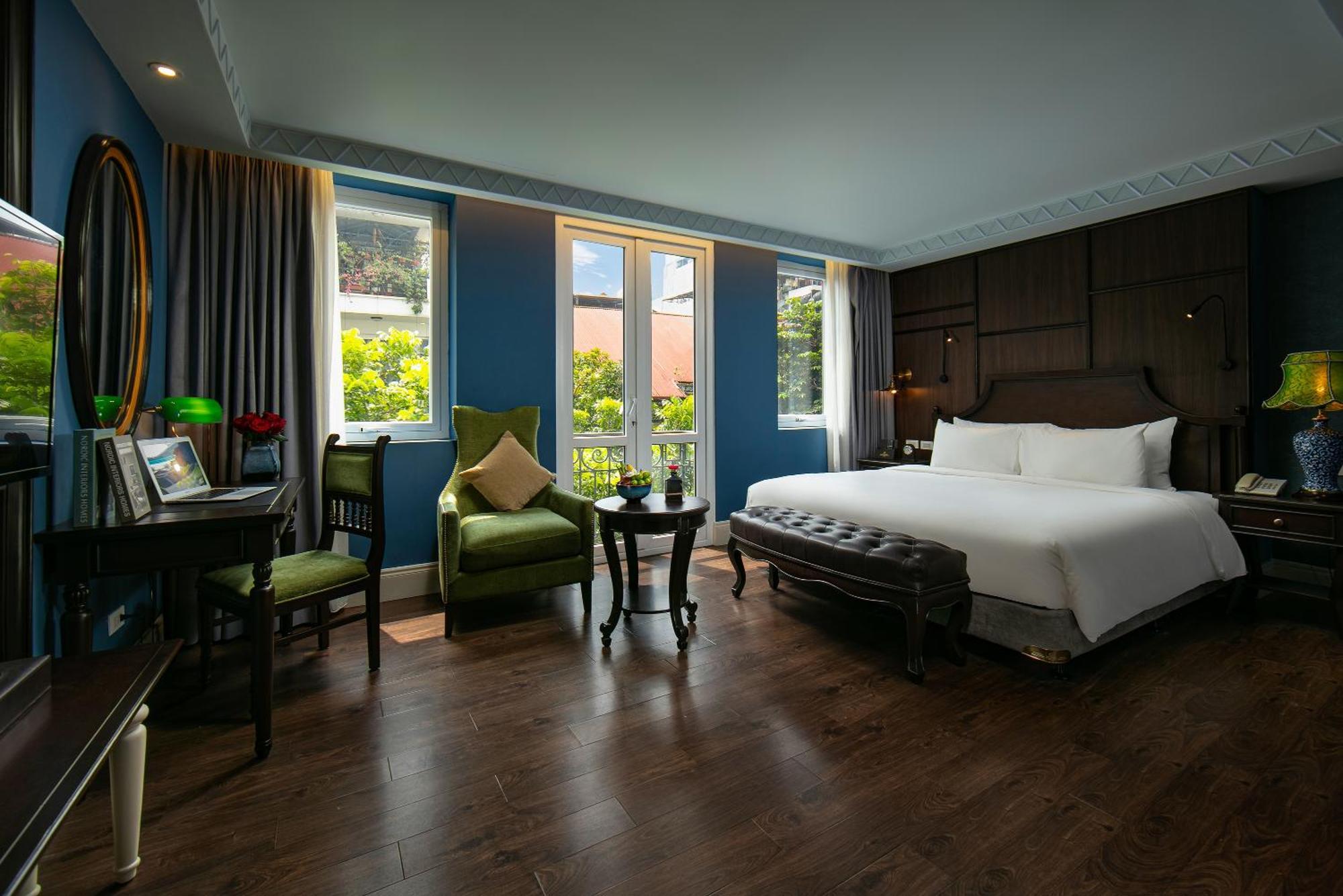 Hotel O'gallery Premier & 4*